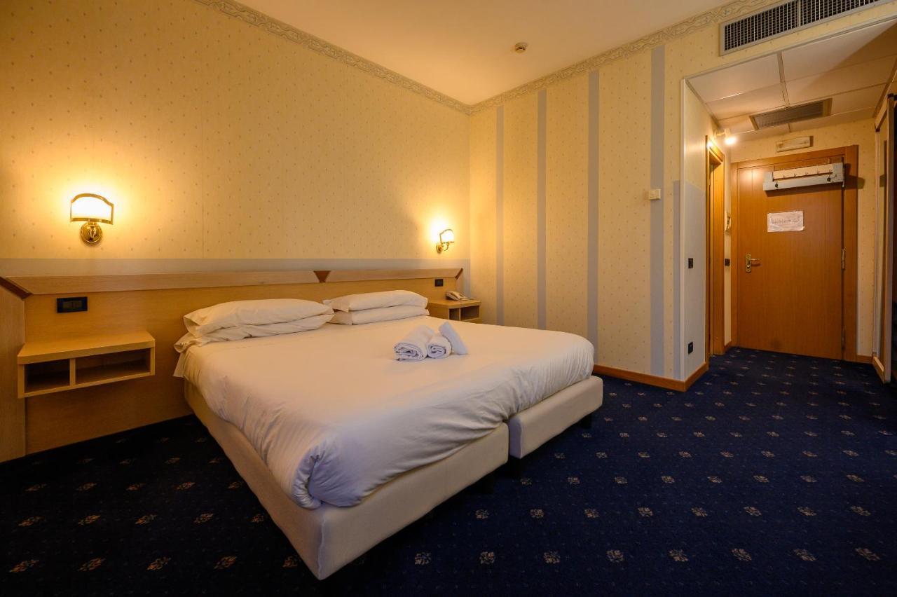 Hotel Torre Di Pratolungo Rome Exterior photo